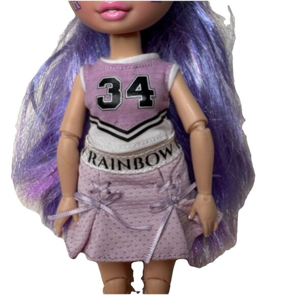 Rainbow High Cheer Violet Willow Purple Fashion Doll Cheerleader - Picture 3 of 6